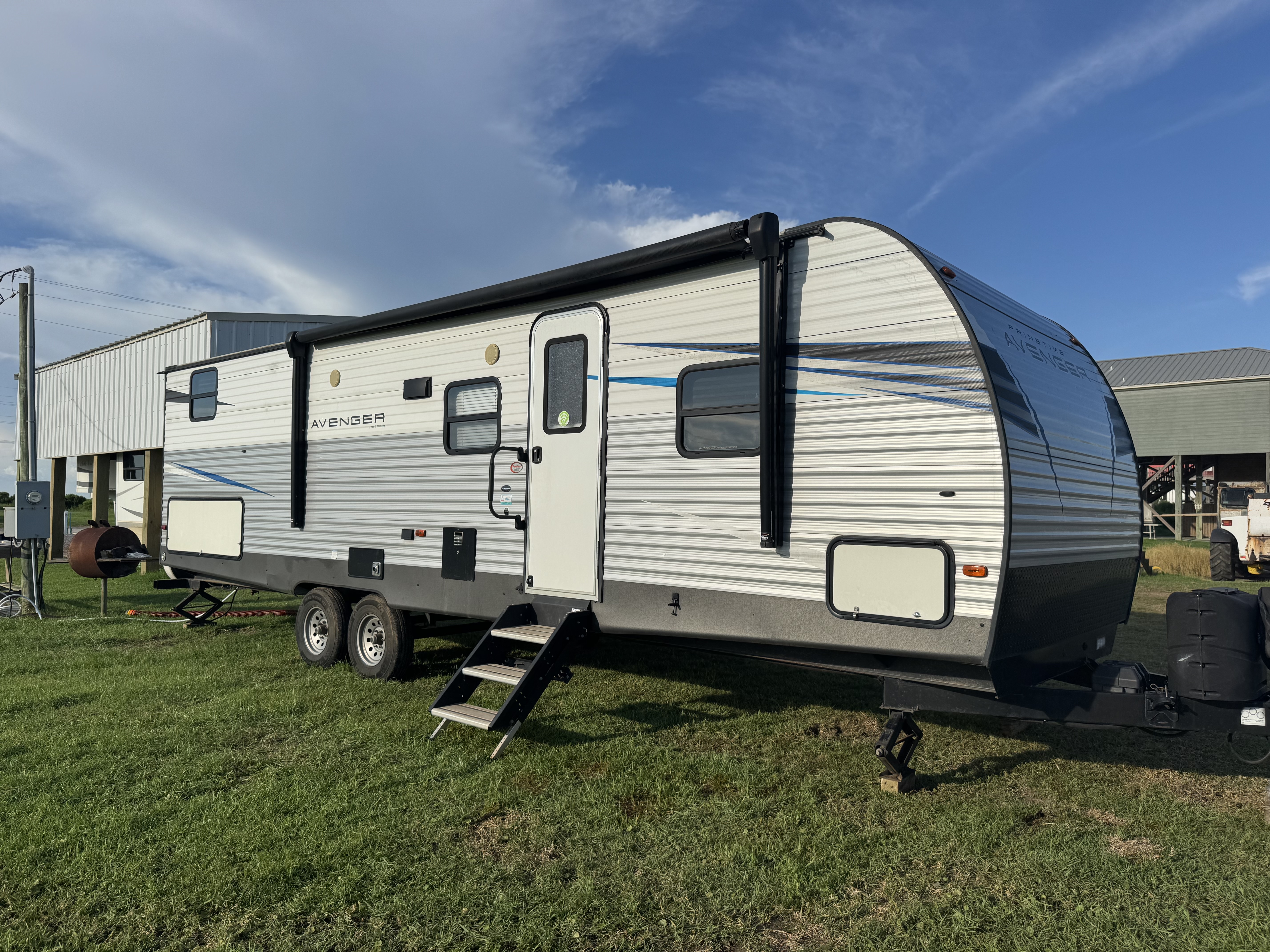 La T Place  Camper