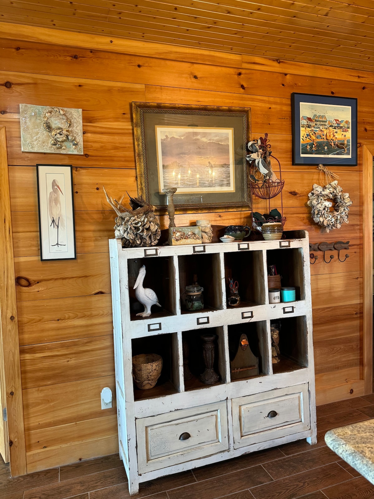 Dining area image 3