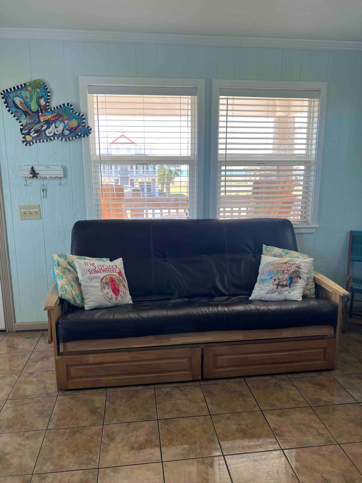 Full size futon